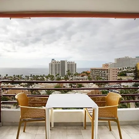 Roberta Playa De Americas 公寓 *